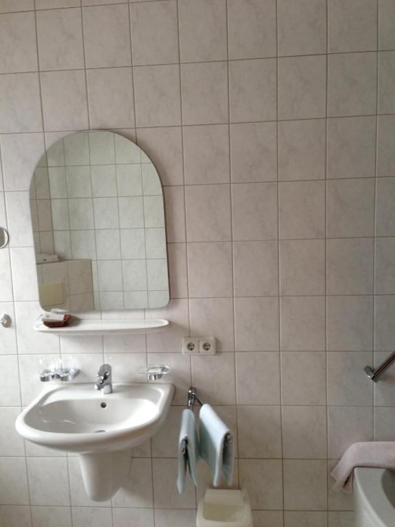 Gaestehaus Maria Garmisch-Partenkirchen Pokój zdjęcie